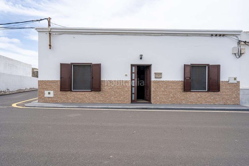 Foto f311b8fc-6561-4f71-947e-544e0eec9a6e. Casa amb aparcament a San Bartolomé pueblo San Bartolomé