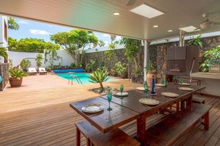 Chalet in El Cable. Espectacular vivienda en el cable