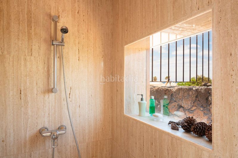 Foto 752af58a-ea96-45e8-91a6-e1e040d552b2. Xalet amb aparcament piscina a El Cable Arrecife