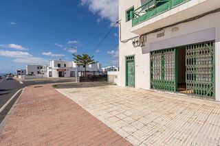 Local Comercial en Tías pueblo. Local comercial en tías  105 m2