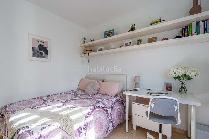 Foto 09c4d14d-0ca4-4ba3-bbe8-73b9bc3fdcb8. Triplex dans Uga Yaiza