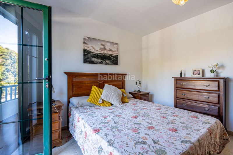 Foto 555cad3d-c369-4d91-8345-31a69985fd03. Triplex dans Uga Yaiza