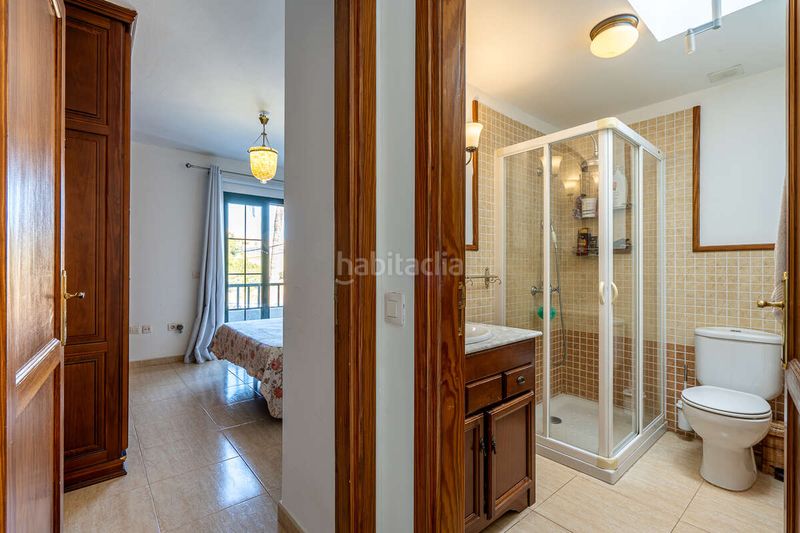 Foto c40753a8-1f6d-444d-87d5-adfc0fa0dfc7. Triplex dans Uga Yaiza