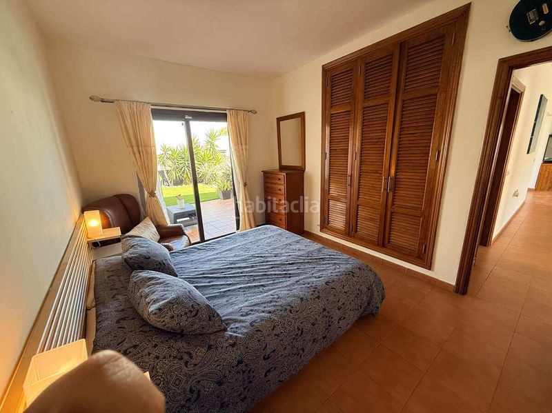Foto af3a5ca1-f5e0-4655-a21e-7f7ed12ca641. Xalet amb aparcament piscina a Playa Blanca Yaiza