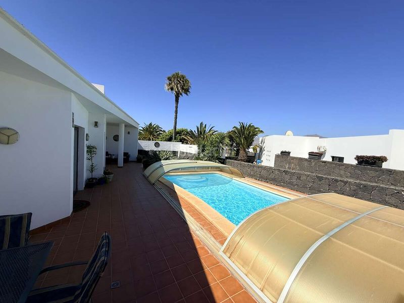 Foto dd273122-ac16-407b-887d-2d60406ff699. Xalet amb aparcament piscina a Playa Blanca Yaiza