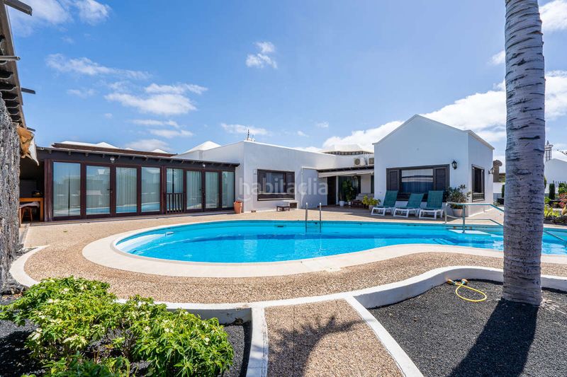 Foto e22d9388-b2d1-49c9-b518-ac1132ee5b65. Xalet amb aparcament piscina a El Cable Arrecife