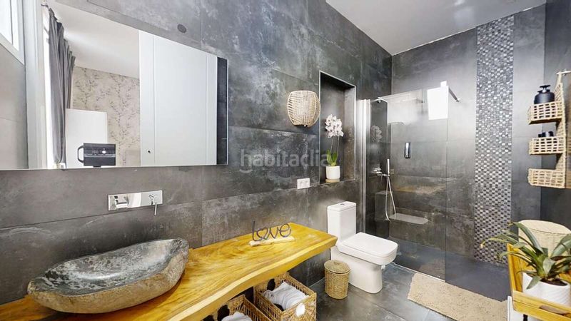 Foto aec4a3a9-fde2-4e37-ae7f-0ef9c8efa670. Casa amb aparcament a San Bartolomé pueblo San Bartolomé