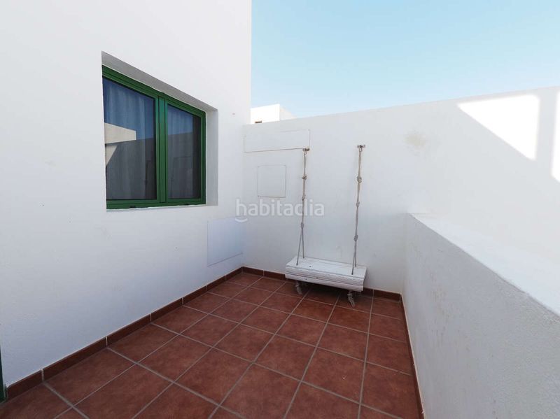 Foto d0cd724f-9299-4dd5-a773-1d53db57e83b. Pis a Caleta de Famara Teguise