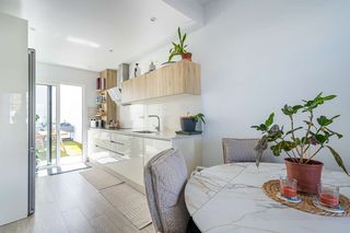 Duplex à Costa Teguise. Magnífico dúplex con terrazas, jardín y cochera en costa teguise