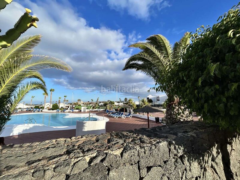 Foto c8d60d29-db90-43c1-9f51-2aab6208545f. Duplex con parcheggio piscina in costa Teguise Teguise