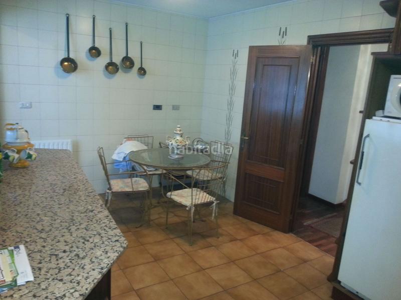Foto f65fe32f-3565-4082-a7d9-90ee30a58a4e. Appartamento in Ensanche Coruña (A)
