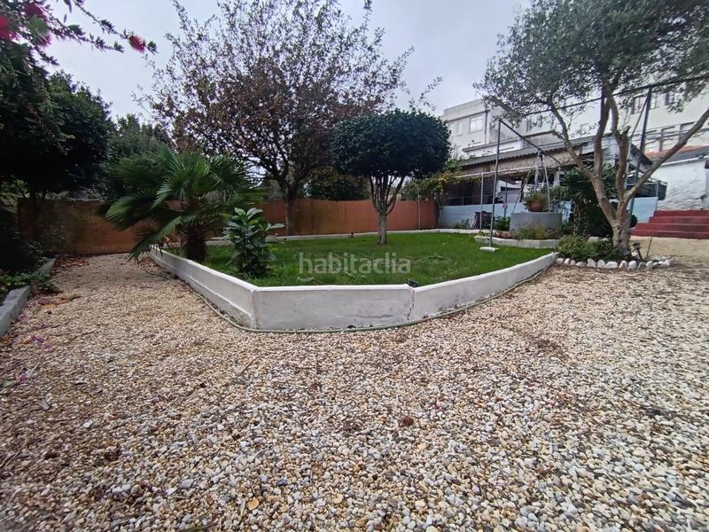 Foto 033dd12d-0fc8-4a7b-8faa-7ecaac1613db. House with parking in Cambre