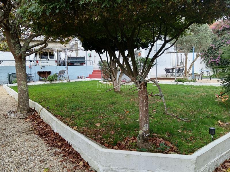 Foto 2a60fb66-0789-4e2d-8a51-7497fefae075. House with parking in Cambre