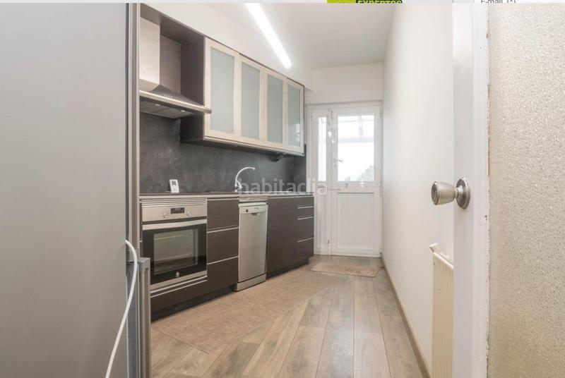 Foto 4216e1a3-0755-4160-8405-0f2a796c217f. House with parking in Cambre