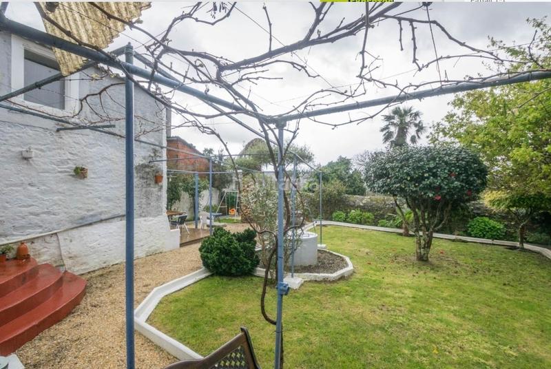 Foto a73e6552-963d-4dcb-a4bc-ef7ada63f0b0. House with parking in Cambre