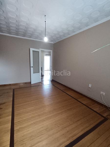 Foto a7bdf68c-9005-4711-9137-7798a005f21e. House with parking in Cambre