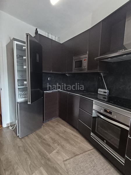 Foto d5150f87-9641-4140-b4f2-8027dd649522. House with parking in Cambre