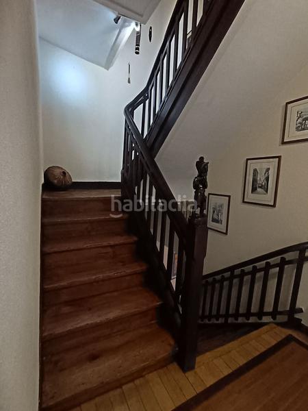 Foto fa118b1c-cdd8-4bfc-accd-2e731a80e075. House with parking in Cambre