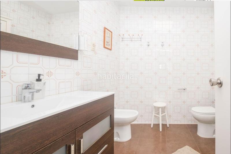 Foto 46f168a9-e86a-4b3e-98a0-6ba2ee661f37. Maison avec parking dans Cambre