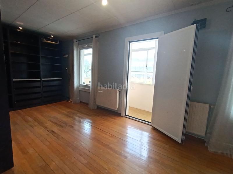 Foto 735ed07f-2307-4940-b528-003cb0e33185. Maison avec parking dans Cambre