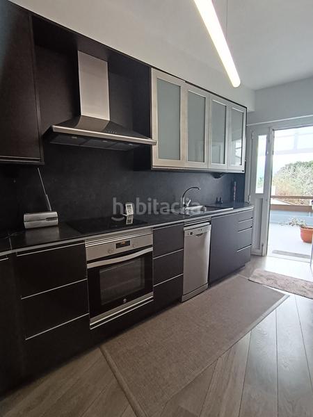 Foto 792c7d83-0d5f-4e8b-be88-bf610bdd75ea. Maison avec parking dans Cambre