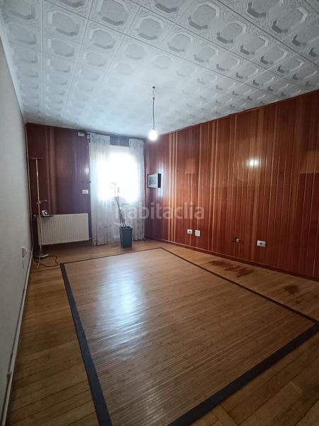 Foto a1ef9f11-6bab-453e-a281-ee9f168053c4. Maison avec parking dans Cambre