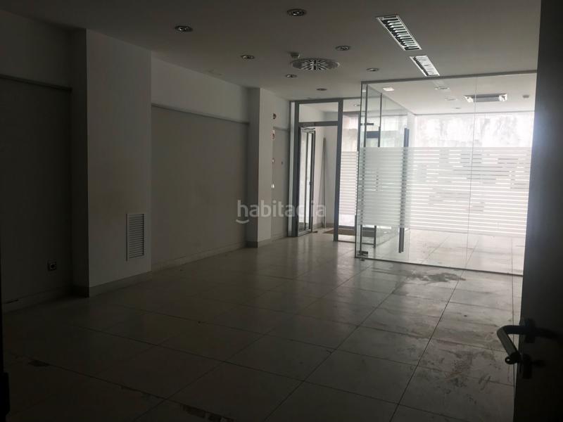 Foto ea5ad10d-dd48-4447-b030-f8b49eb2bda2. Rent business premise in Os Mallos Coruña (A)