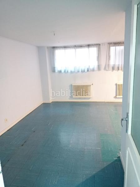 Foto 24352b11-f6bf-4488-aafe-81343c5b5cc3. Miete geschäftsraum in Falperra - Santa Lucía Coruña (A)