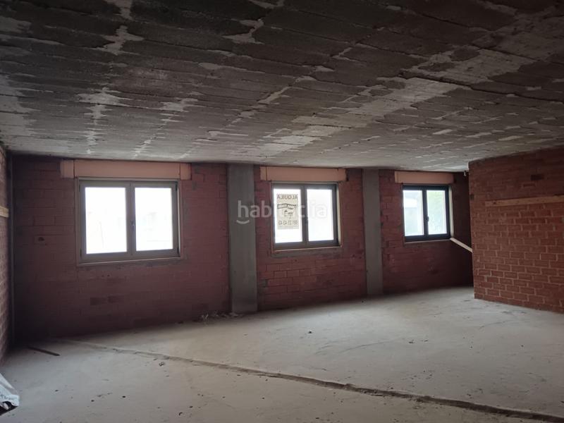 Foto 3a97549b-2a66-46d0-bdb7-c19a09d393df. Lloguer local comercial a Agra del Orzán - Ventorrillo Coruña (A)