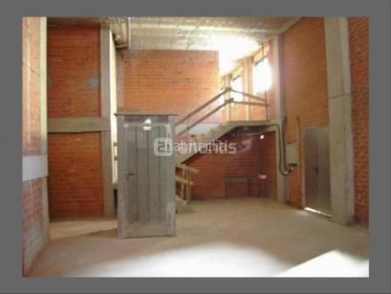 Foto 81af2b63-def7-4818-ac5e-b0d1a51d17e7. Rent business premise in Agra del Orzán - Ventorrillo Coruña (A)