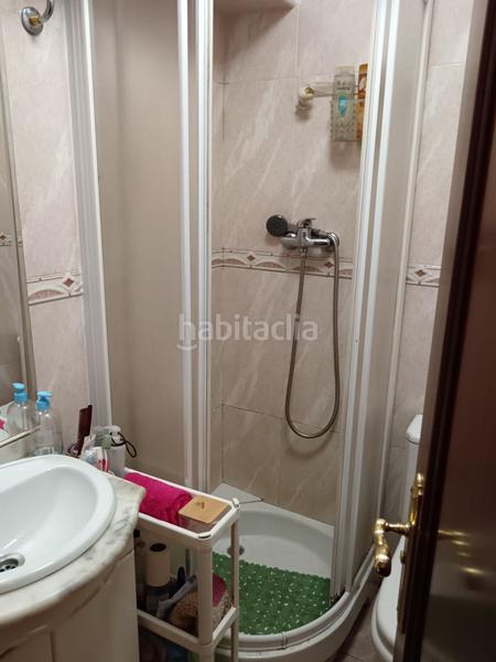 Foto 2bde4d0d-6d8d-46ea-98da-e104829eeb85. Piso en Os Mallos Coruña (A)