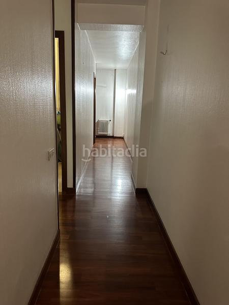 Foto fcf635cc-9a3e-4b14-8b08-34ab75abf8a1. Appartamento con parcheggio in Ensanche Coruña (A)
