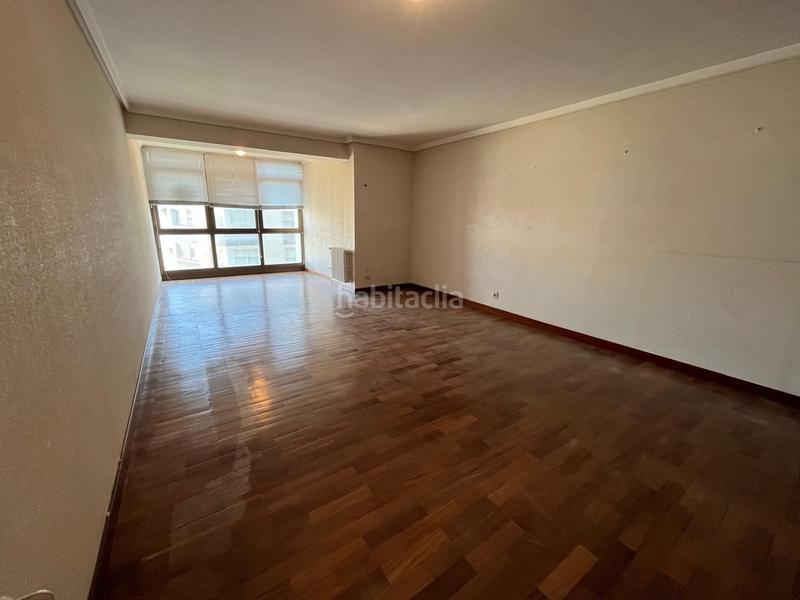 Foto fdc95aa6-1741-4636-8c30-a932dc0952c2. Appartement avec parking dans Ensanche Coruña (A)