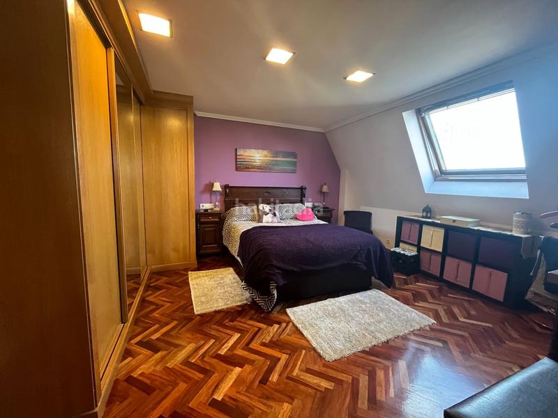 Foto ba971a74-6f63-4186-ab0b-4b9f85e238e8. Zweistöckige wohnung mit heizung in Someso - Matogrande Coruña (A)