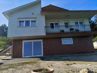 Casa en Bergondo