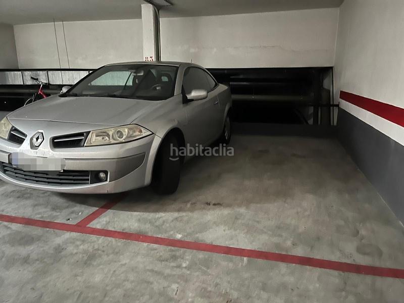 Foto 2f96d985-a948-4ba0-b048-3dab565c688e. Parking coche en Perillo Oleiros