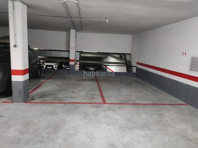 Foto 374aa8c2-247a-4975-88c8-9cd5b5821775. Parking coche en Perillo Oleiros