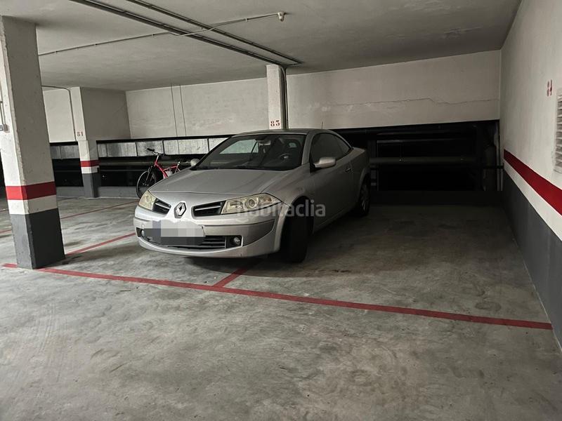 Foto 3738d1ec-b188-4634-ab23-ecceddb401cd. Car parking in Perillo Oleiros