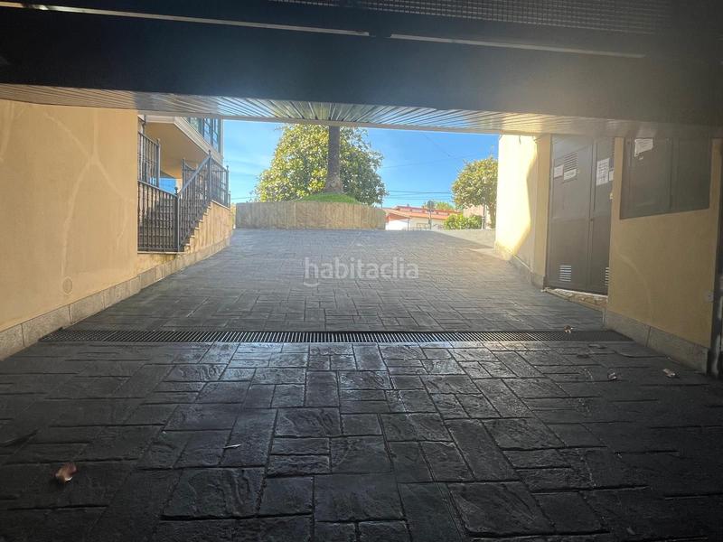 Foto 373b83a9-0f0a-4e49-afca-6cd9a3696036. Car parking in Perillo Oleiros