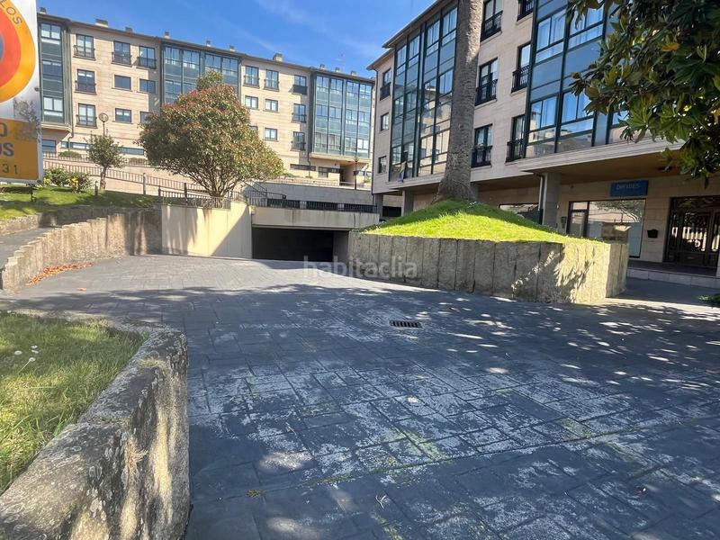 Foto 7e874a9e-ebab-4018-8301-c42855dd2f98. Car parking in Perillo Oleiros