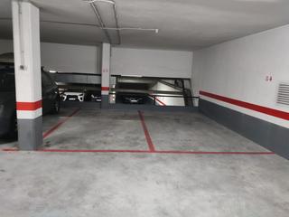 Parking voiture à Perillo