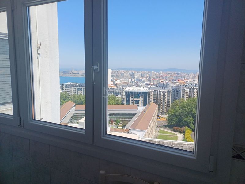 Foto 234744c0-f3f2-47cb-9ec3-f5b8827e4057. Piso en Paseo de los Puentes - Santa Margarita Coruña (A)