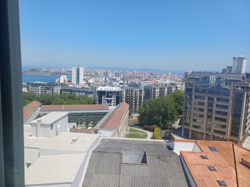 Foto f08c1847-ae70-410a-9c4a-d67f803cbe09. Piso en Paseo de los Puentes - Santa Margarita Coruña (A)