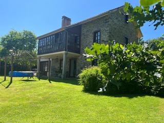 Casa en Bergondo