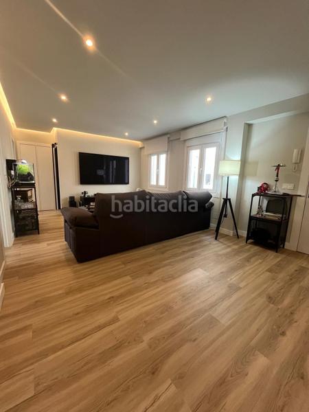 Foto 991d9089-cb35-4d99-a7bb-e475758981fd. Piso en Os Mallos Coruña (A)