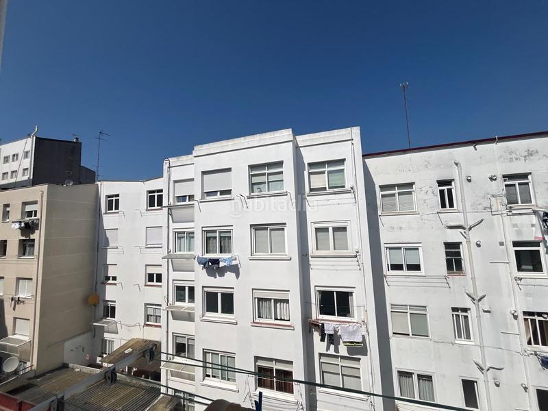 Foto aba89af2-7a27-4b08-9366-debe5cdb478d. Piso en Os Mallos Coruña (A)