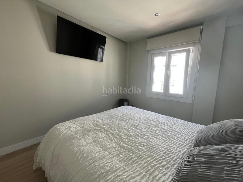 Foto bebcf69b-fe3c-44a1-ad22-dcac7e392b10. Piso en Os Mallos Coruña (A)