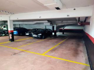 Miete Autoparkplatz in Someso - Matogrande