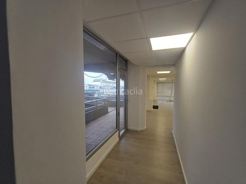 Foto 2d835df4-38ba-462e-92f1-3e1ff081f76e. Rent office space in Ensanche Coruña (A)