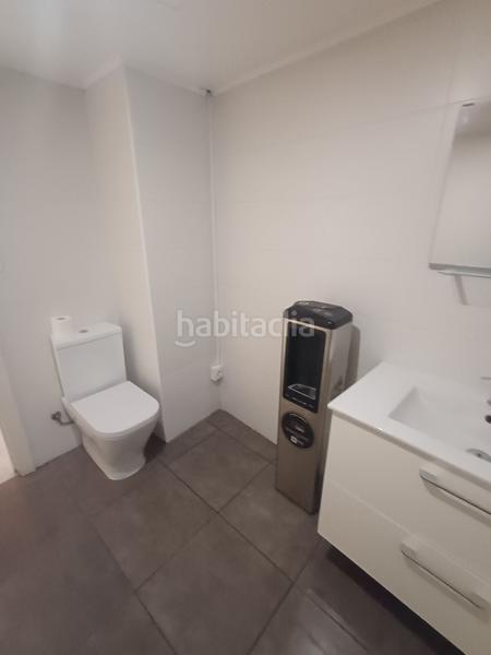 Foto 5ceca21f-d99a-46b5-a68a-43b06abc1e4b. Rent office space in Ensanche Coruña (A)